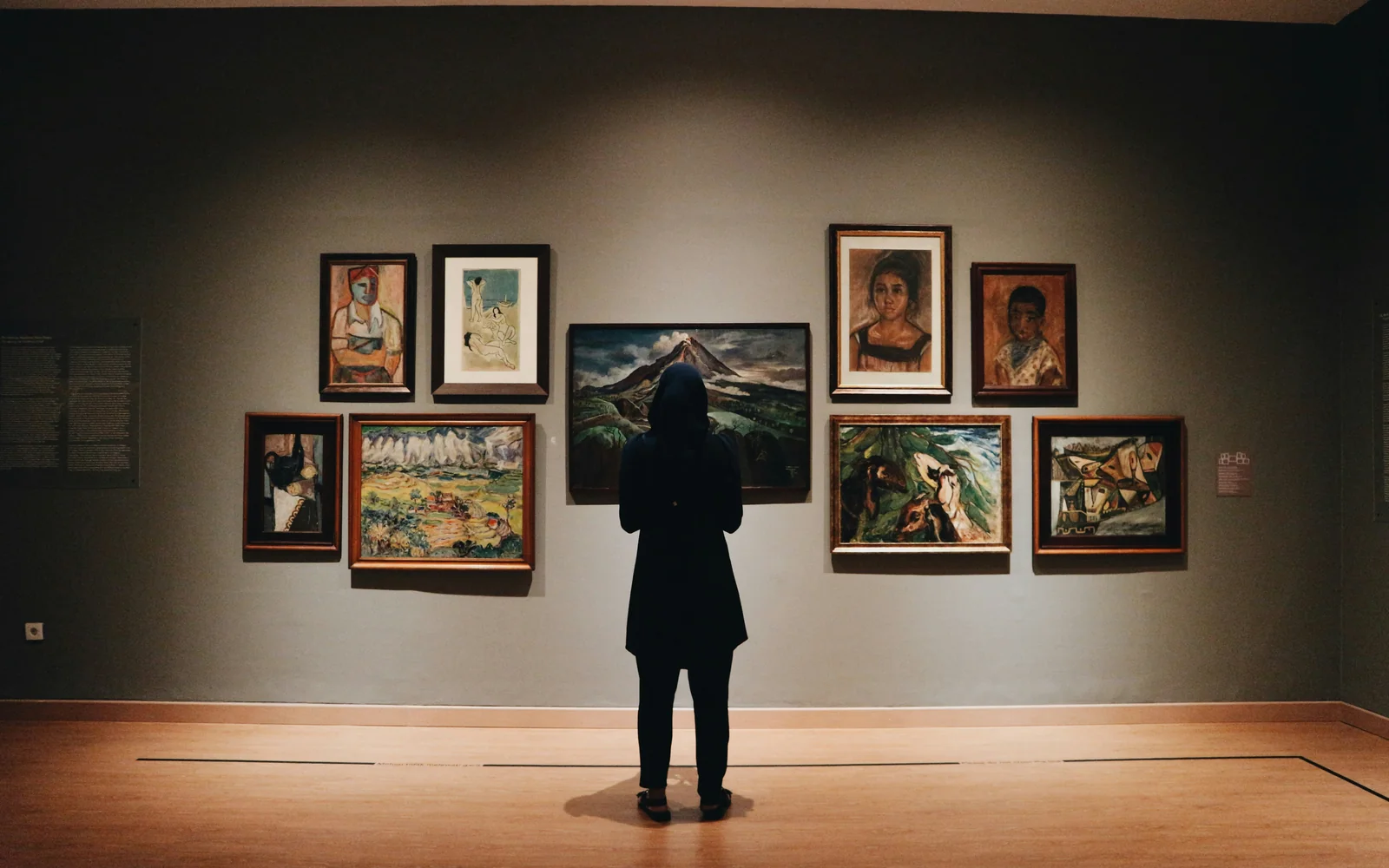 Storytelling applied to the interpretation of artworks and cultural objects.